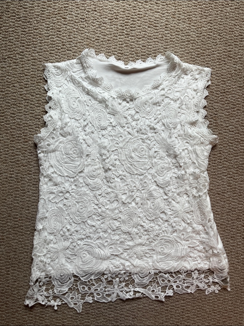 White Lace Sleeveless Women’s Top